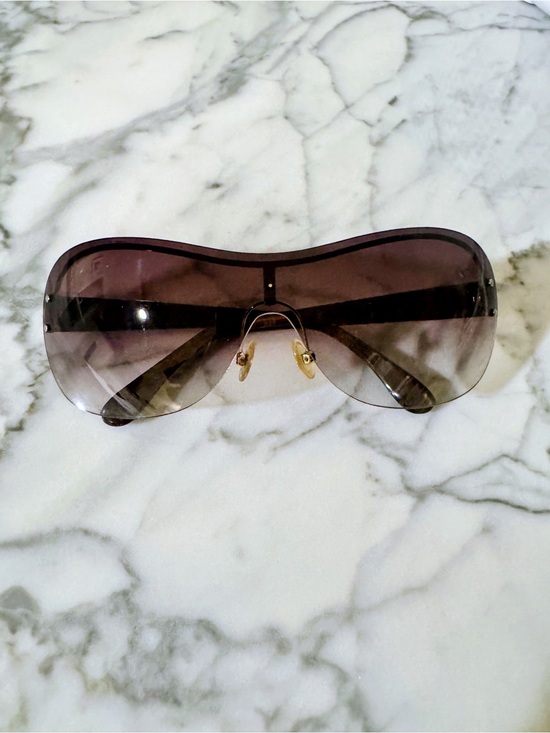 Marc By Marc Jacobs Accessories - Marc by Marc Jacobs Y2K Oversized Shield Sunglasses - Brown Gradient